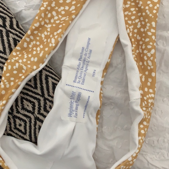 Yellow polka dot bikini - Picture 6 of 7